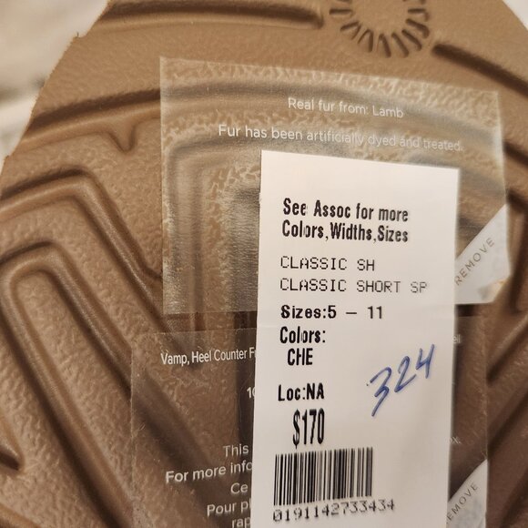 UGG " Classic Short Spill Seam" Boots. NIB. Size 5 - Picture 10 of 12